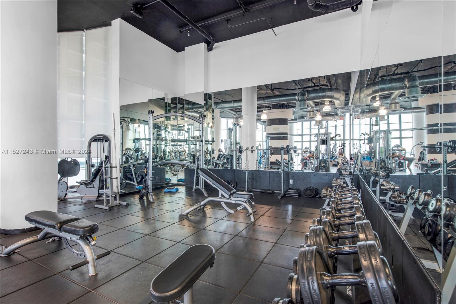 1800 N Bayshore Dr 2910, Miami, Florida 33132, 2 Bedrooms Bedrooms, ,2 BathroomsBathrooms,Residential,For Sale,1800 N Bayshore Dr 2910,A11527243