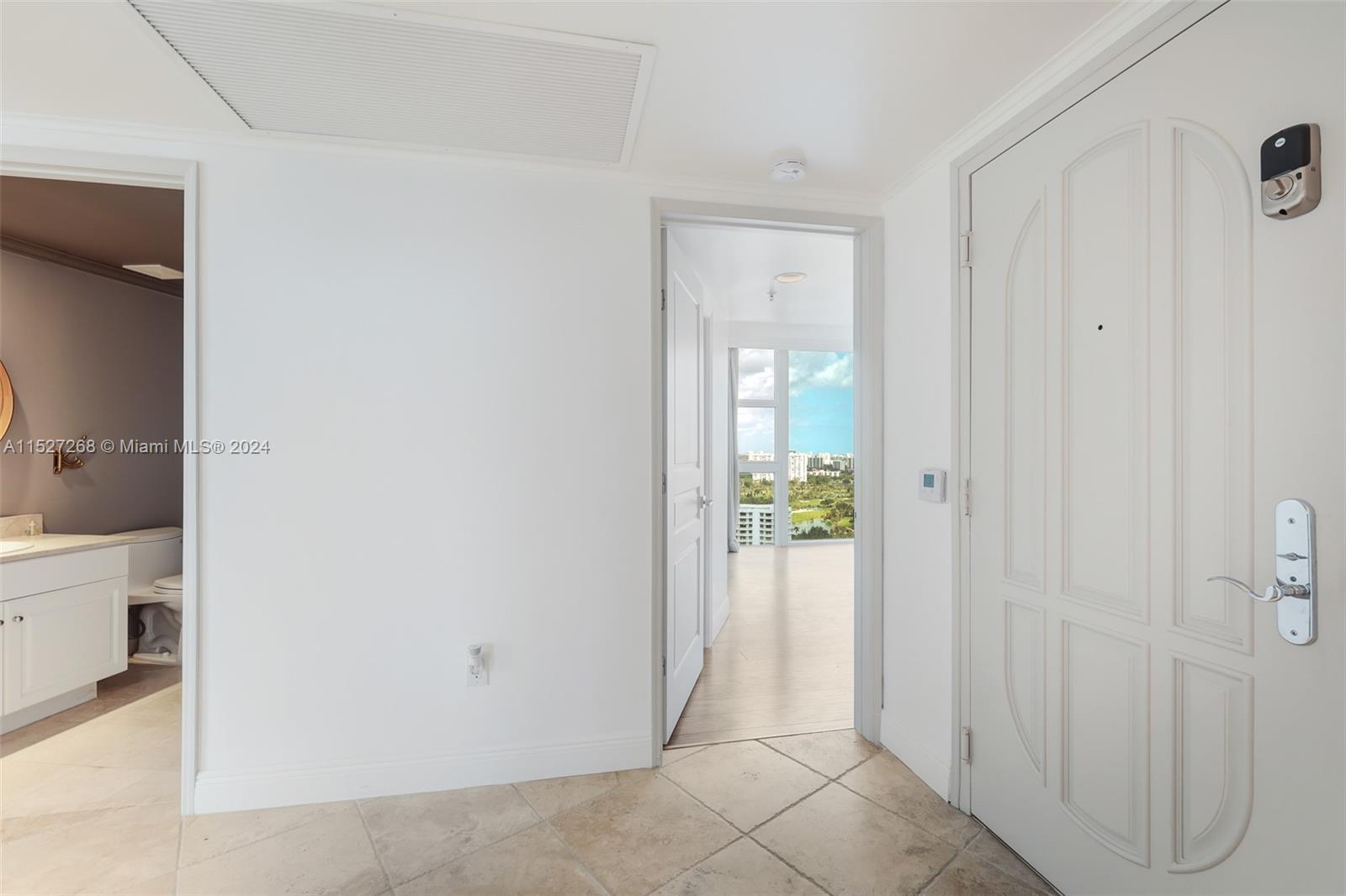 3370 NE 190th St 3015, Miami, Florida 33180, 3 Bedrooms Bedrooms, ,3 BathroomsBathrooms,Residentiallease,For Rent,3370 NE 190th St 3015,A11527268