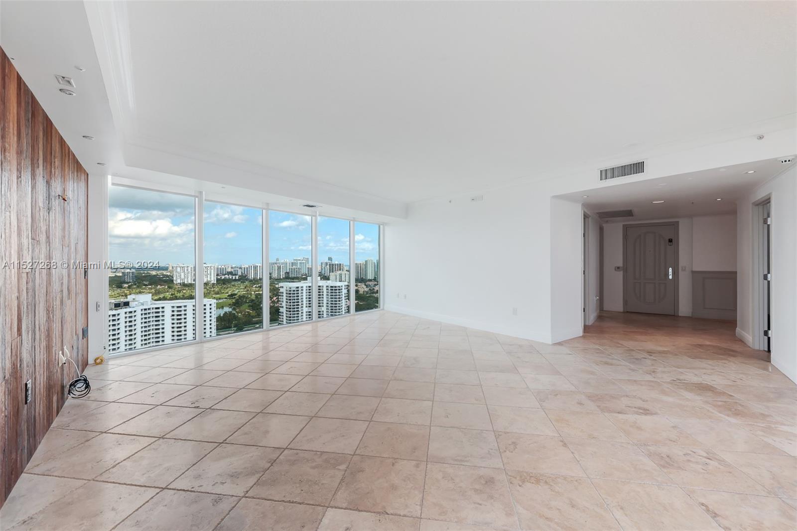 3370 NE 190th St 3015, Miami, Florida 33180, 3 Bedrooms Bedrooms, ,3 BathroomsBathrooms,Residentiallease,For Rent,3370 NE 190th St 3015,A11527268