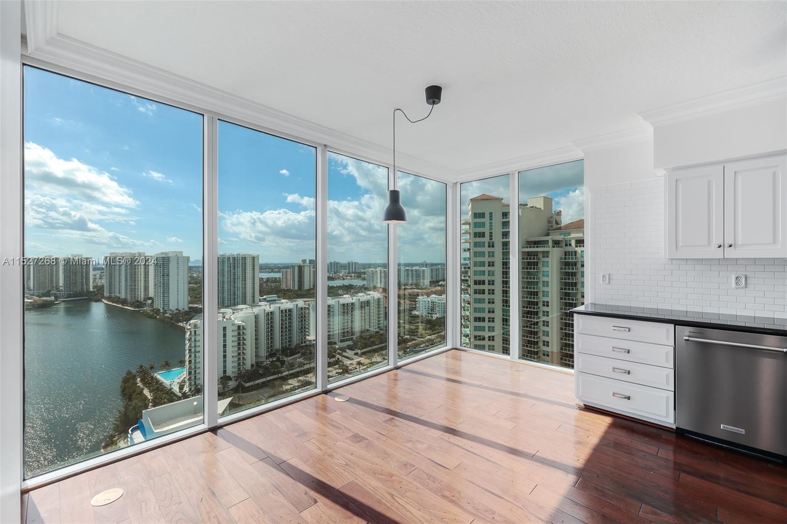 3370 NE 190th St 3015, Miami, Florida 33180, 3 Bedrooms Bedrooms, ,3 BathroomsBathrooms,Residentiallease,For Rent,3370 NE 190th St 3015,A11527268
