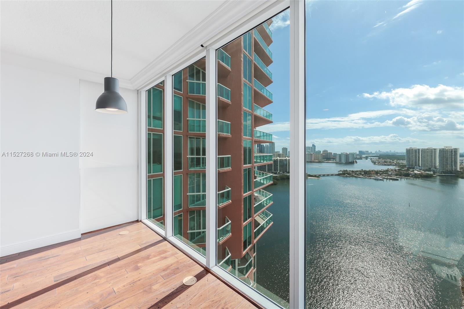 3370 NE 190th St 3015, Miami, Florida 33180, 3 Bedrooms Bedrooms, ,3 BathroomsBathrooms,Residentiallease,For Rent,3370 NE 190th St 3015,A11527268