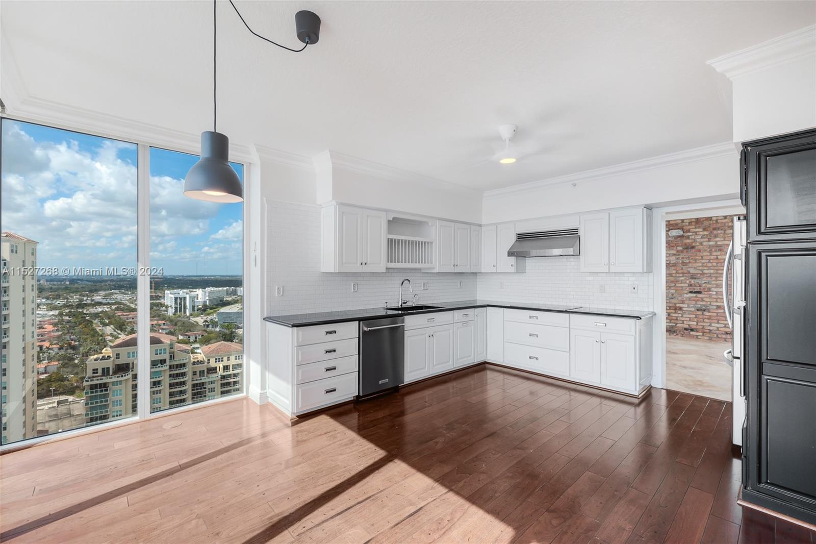 3370 NE 190th St 3015, Miami, Florida 33180, 3 Bedrooms Bedrooms, ,3 BathroomsBathrooms,Residentiallease,For Rent,3370 NE 190th St 3015,A11527268