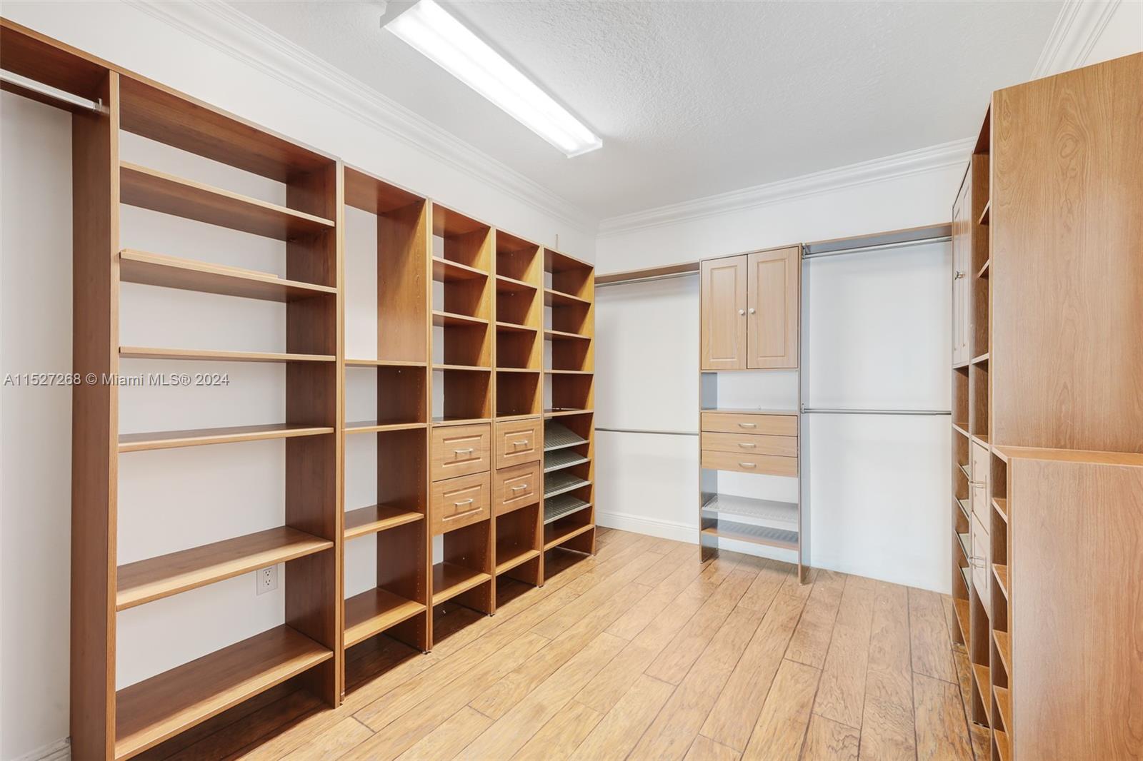 3370 NE 190th St 3015, Miami, Florida 33180, 3 Bedrooms Bedrooms, ,3 BathroomsBathrooms,Residentiallease,For Rent,3370 NE 190th St 3015,A11527268