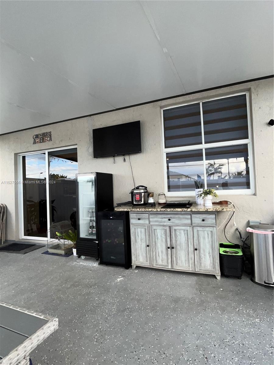 789 SE 16th Ct, Homestead, Florida 33034, 4 Bedrooms Bedrooms, ,2 BathroomsBathrooms,Residential,For Sale,789 SE 16th Ct,A11527556