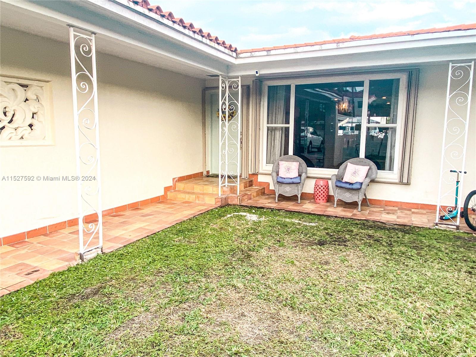 3485 Meridian Ave, Miami Beach, FL, 33140 United States, 4 Bedrooms Bedrooms, ,3 BathroomsBathrooms,Residential,For Sale,Meridian Ave,A11527592