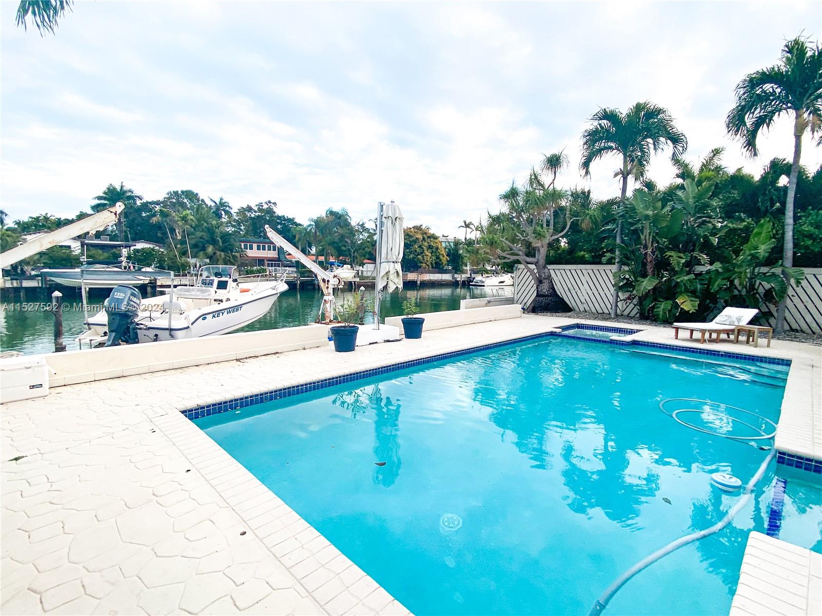 3485 Meridian Ave, Miami Beach, FL, 33140 United States, 4 Bedrooms Bedrooms, ,3 BathroomsBathrooms,Residential,For Sale,Meridian Ave,A11527592