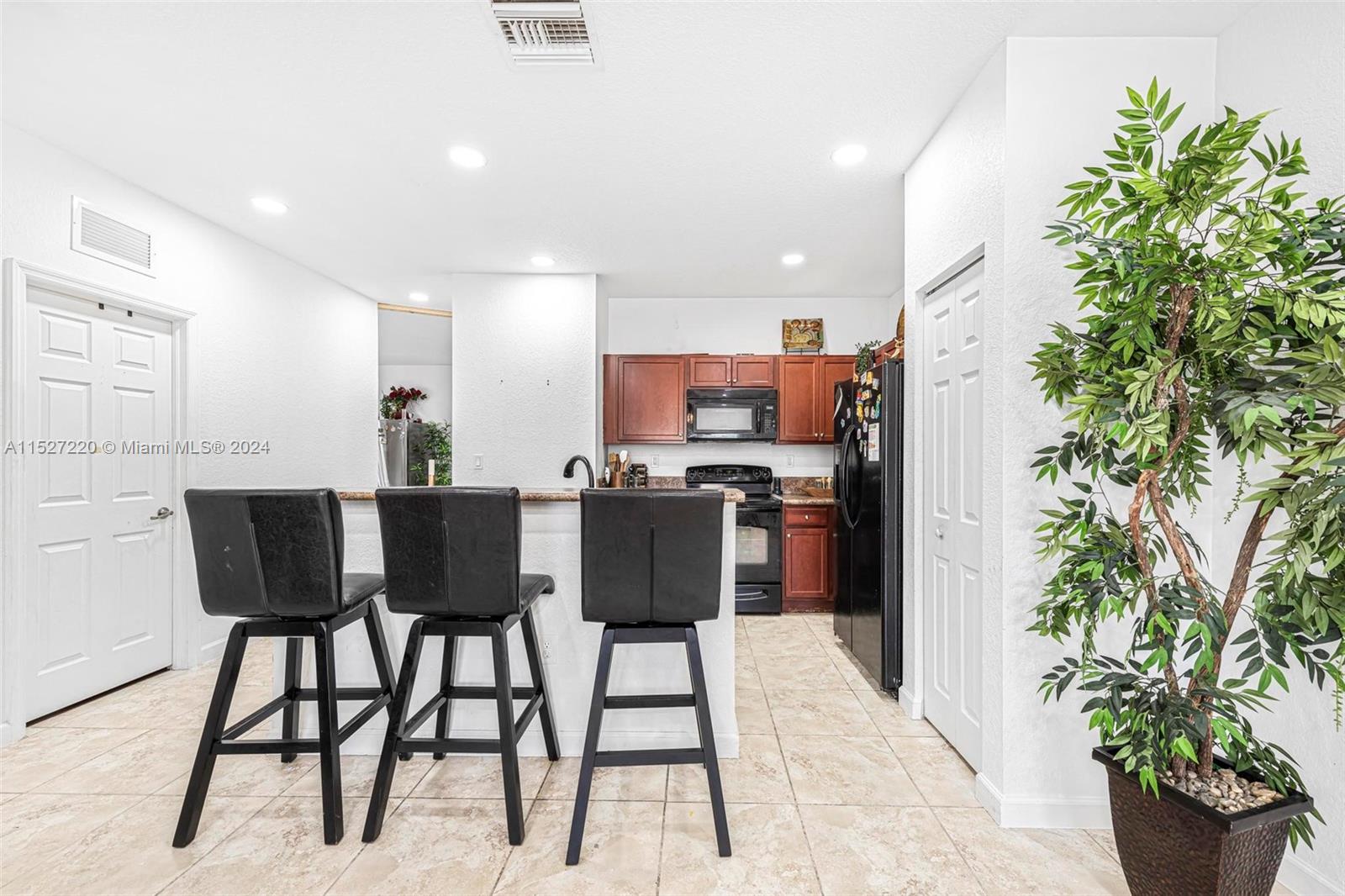 2409 NE 4th St, Homestead, Florida 33033, 4 Bedrooms Bedrooms, ,2 BathroomsBathrooms,Residential,For Sale,2409 NE 4th St,A11527220