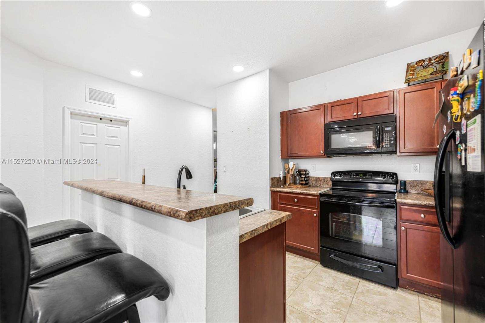 2409 NE 4th St, Homestead, Florida 33033, 4 Bedrooms Bedrooms, ,2 BathroomsBathrooms,Residential,For Sale,2409 NE 4th St,A11527220