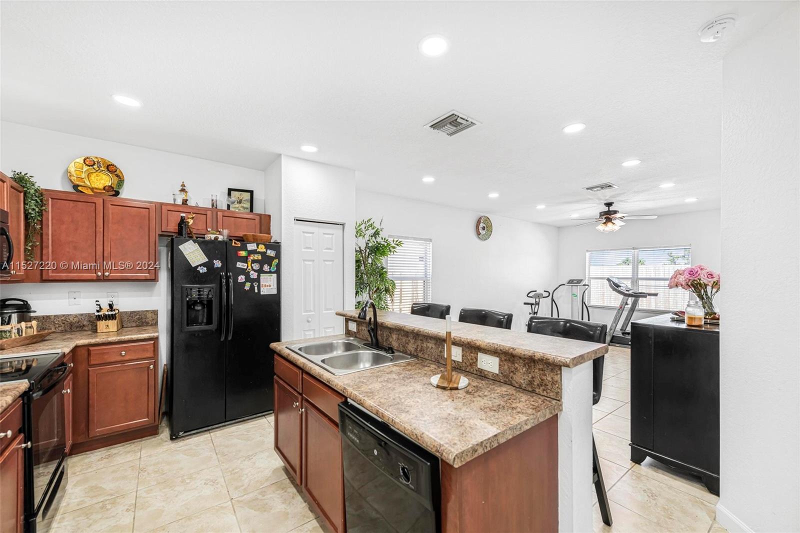 2409 NE 4th St, Homestead, Florida 33033, 4 Bedrooms Bedrooms, ,2 BathroomsBathrooms,Residential,For Sale,2409 NE 4th St,A11527220