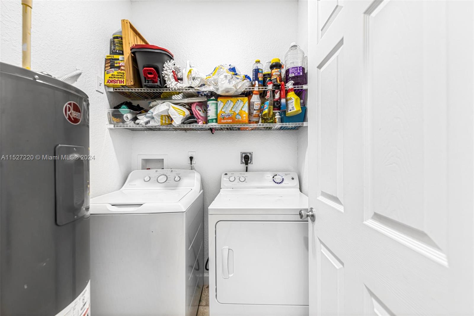 2409 NE 4th St, Homestead, Florida 33033, 4 Bedrooms Bedrooms, ,2 BathroomsBathrooms,Residential,For Sale,2409 NE 4th St,A11527220