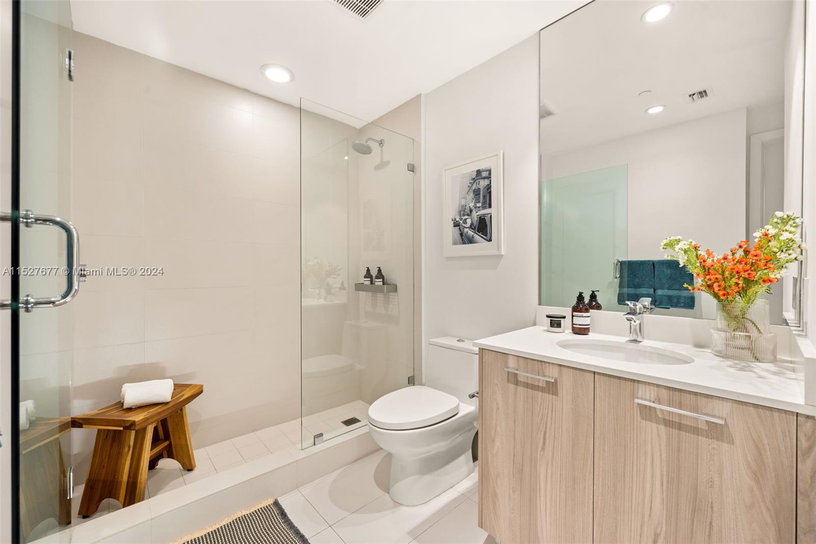 501 NE 31st St 2209, Miami, Florida 33137, 2 Bedrooms Bedrooms, ,2 BathroomsBathrooms,Residentiallease,For Rent,501 NE 31st St 2209,A11527677