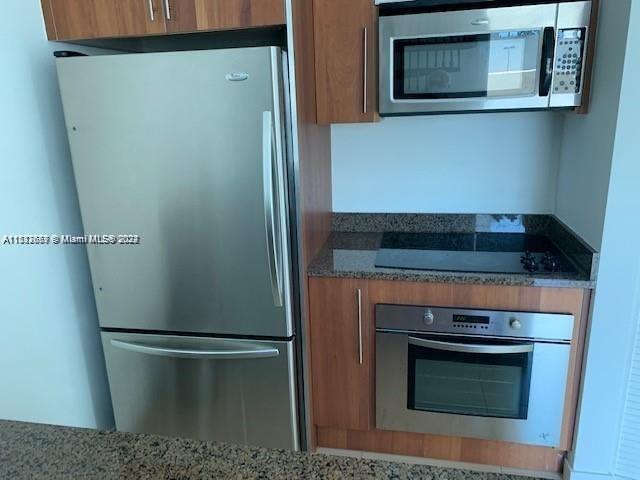 Miami, Florida 33131, 1 Bedroom Bedrooms, ,1 BathroomBathrooms,Residentiallease,For Rent,A11527679