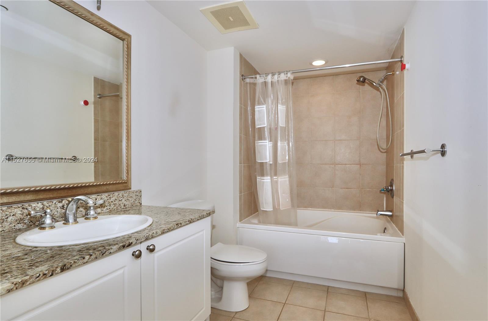 19501 W Country Club Dr 2510, Aventura, Florida 33180, 2 Bedrooms Bedrooms, ,2 BathroomsBathrooms,Residentiallease,For Rent,19501 W Country Club Dr 2510,A11527655