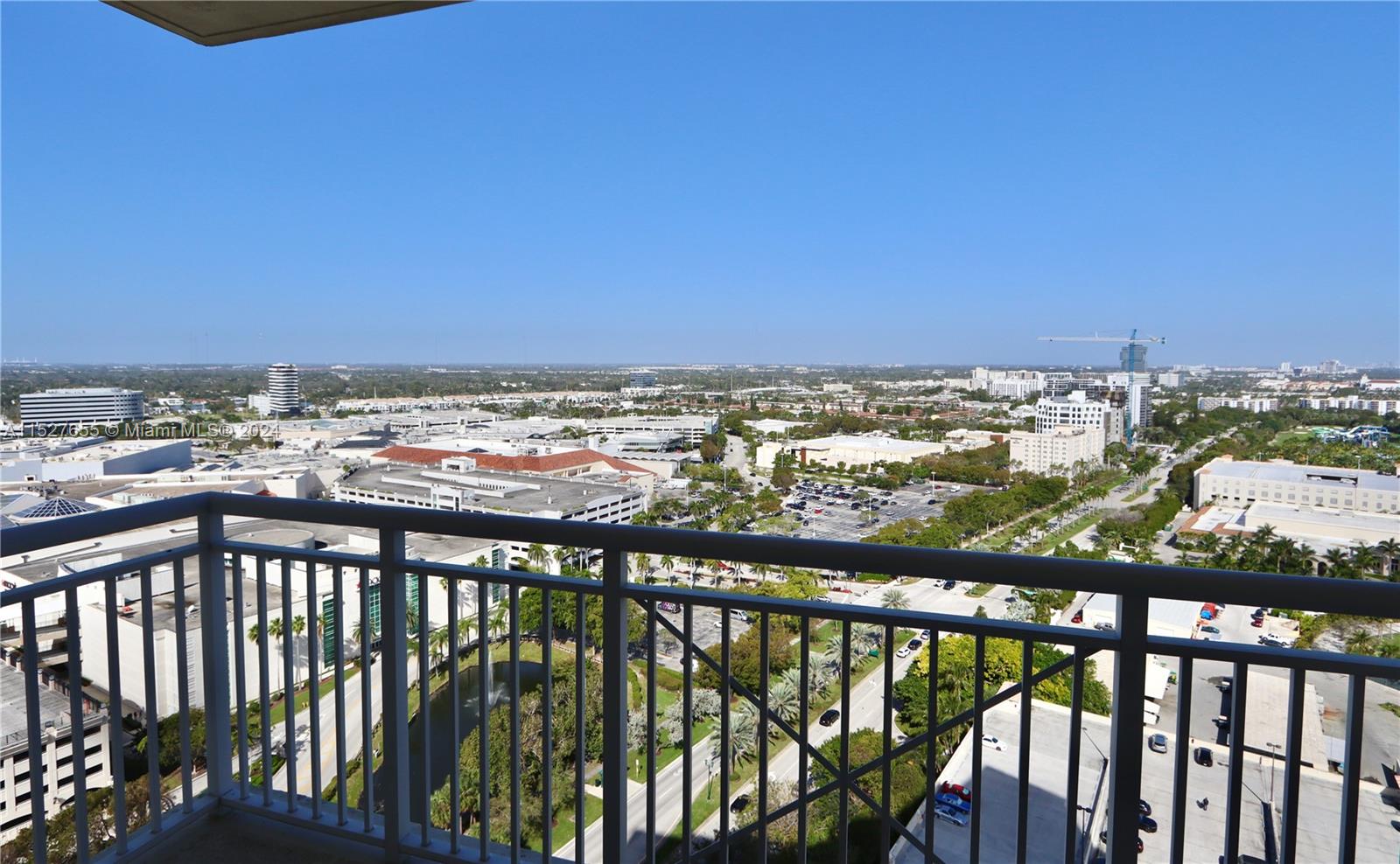 19501 W Country Club Dr 2510, Aventura, Florida 33180, 2 Bedrooms Bedrooms, ,2 BathroomsBathrooms,Residentiallease,For Rent,19501 W Country Club Dr 2510,A11527655