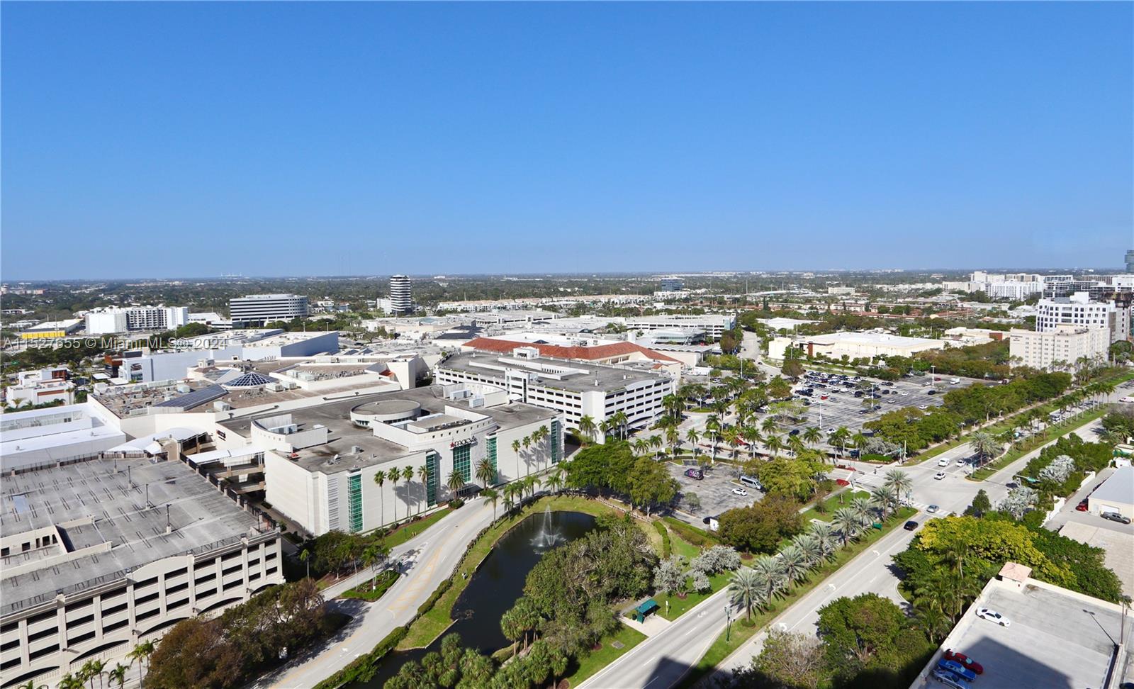 19501 W Country Club Dr 2510, Aventura, Florida 33180, 2 Bedrooms Bedrooms, ,2 BathroomsBathrooms,Residentiallease,For Rent,19501 W Country Club Dr 2510,A11527655