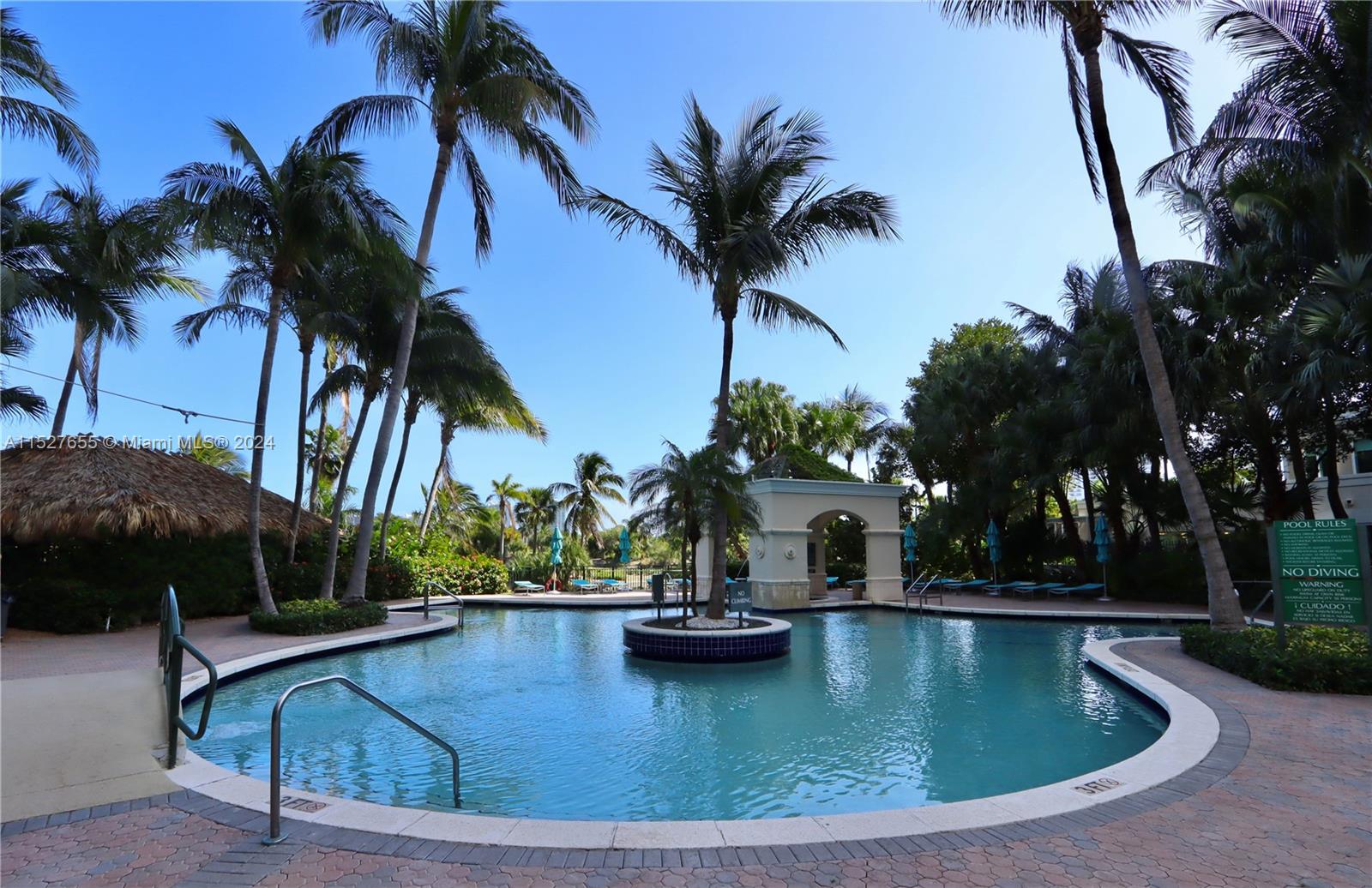 19501 W Country Club Dr 2510, Aventura, Florida 33180, 2 Bedrooms Bedrooms, ,2 BathroomsBathrooms,Residentiallease,For Rent,19501 W Country Club Dr 2510,A11527655