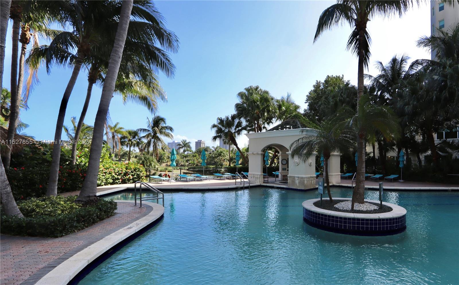 19501 W Country Club Dr 2510, Aventura, Florida 33180, 2 Bedrooms Bedrooms, ,2 BathroomsBathrooms,Residentiallease,For Rent,19501 W Country Club Dr 2510,A11527655