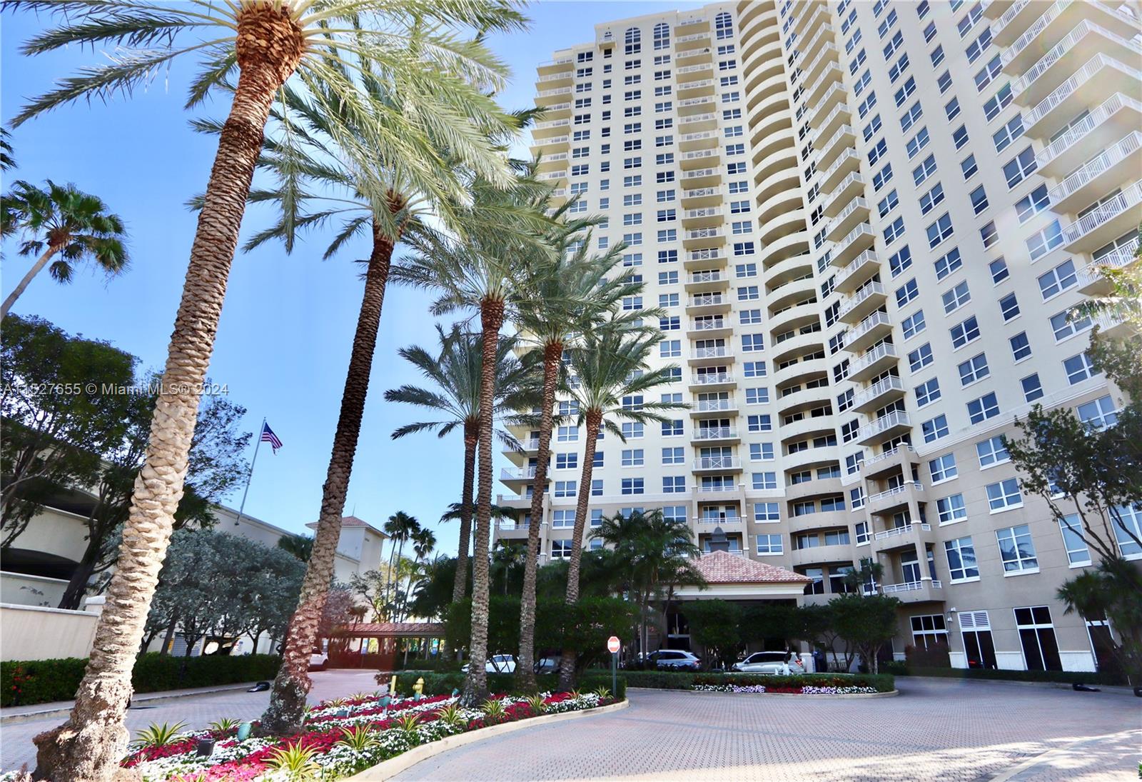 19501 W Country Club Dr 2510, Aventura, Florida 33180, 2 Bedrooms Bedrooms, ,2 BathroomsBathrooms,Residentiallease,For Rent,19501 W Country Club Dr 2510,A11527655