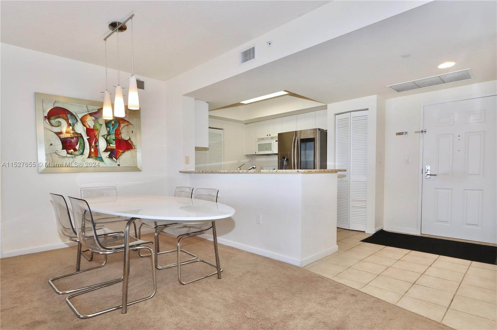 19501 W Country Club Dr 2510, Aventura, Florida 33180, 2 Bedrooms Bedrooms, ,2 BathroomsBathrooms,Residentiallease,For Rent,19501 W Country Club Dr 2510,A11527655