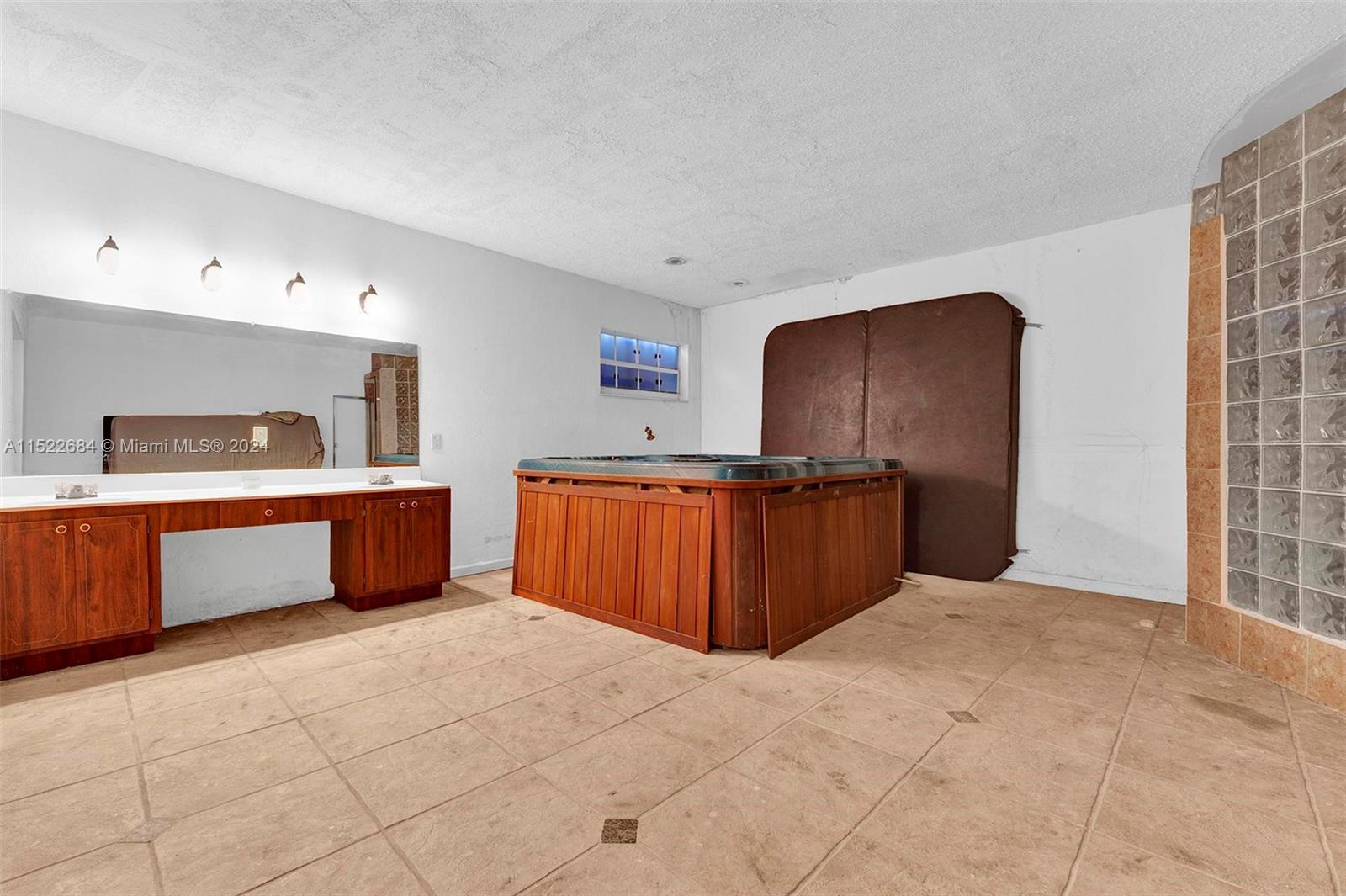 420 NE 55th Ter, Miami, Florida 33137, 4 Bedrooms Bedrooms, ,3 BathroomsBathrooms,Residential,For Sale,420 NE 55th Ter,A11522684