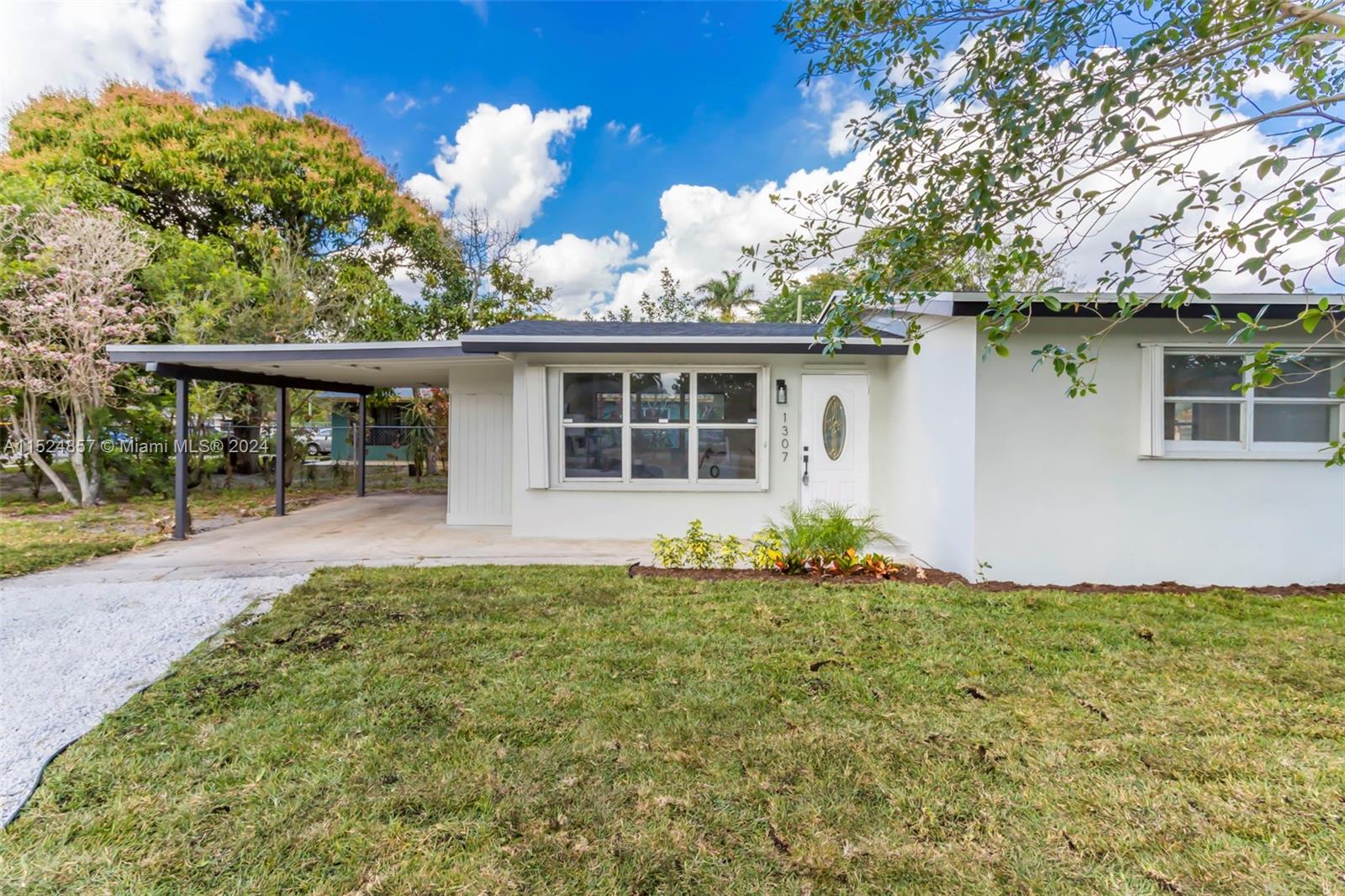 1307 16th St, Fort Lauderdale, FL, 33311 United States, 3 Bedrooms Bedrooms, ,2 BathroomsBathrooms,Residential,For Sale,16th St,A11524857