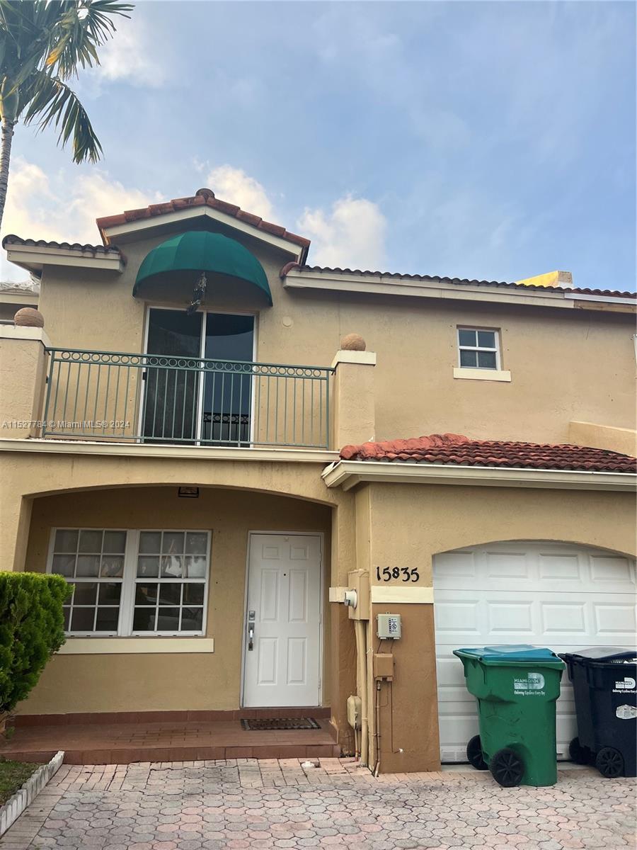 15835 SW 68th Ter  For Sale A11527784, FL