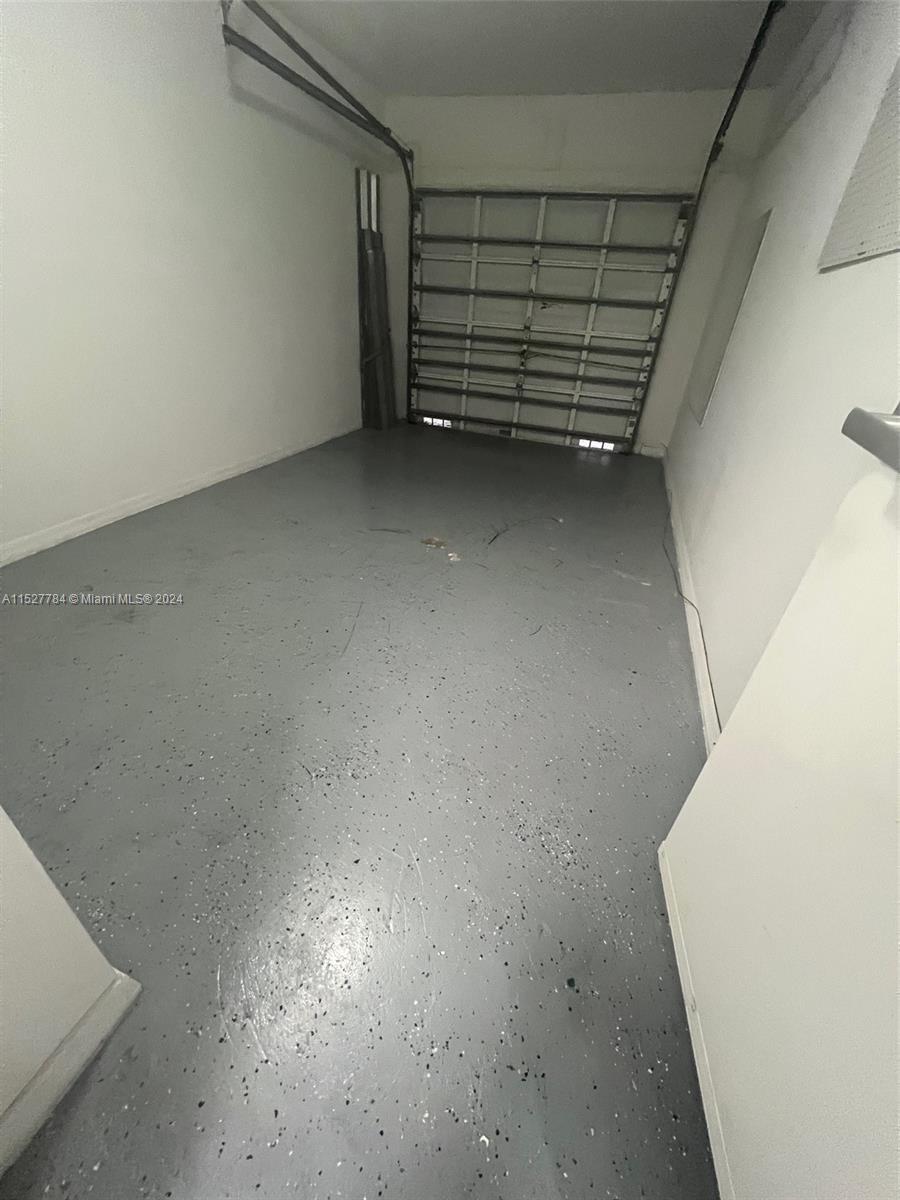 15835 SW 68th Ter, Miami, Florida 33193, 3 Bedrooms Bedrooms, ,2 BathroomsBathrooms,Residential,For Sale,15835 SW 68th Ter,A11527784