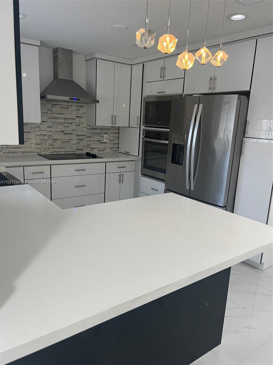 15835 SW 68th Ter, Miami, Florida 33193, 3 Bedrooms Bedrooms, ,2 BathroomsBathrooms,Residential,For Sale,15835 SW 68th Ter,A11527784