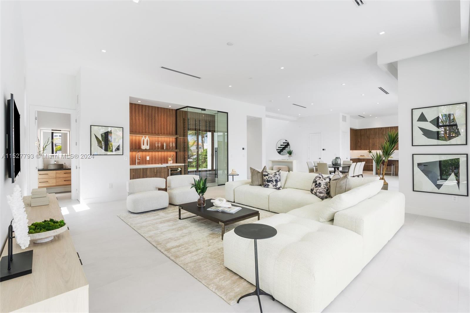 1980 124th St, North Miami, FL, 33181 United States, 7 Bedrooms Bedrooms, ,8 BathroomsBathrooms,Residential,For Sale,124th St,A11527793