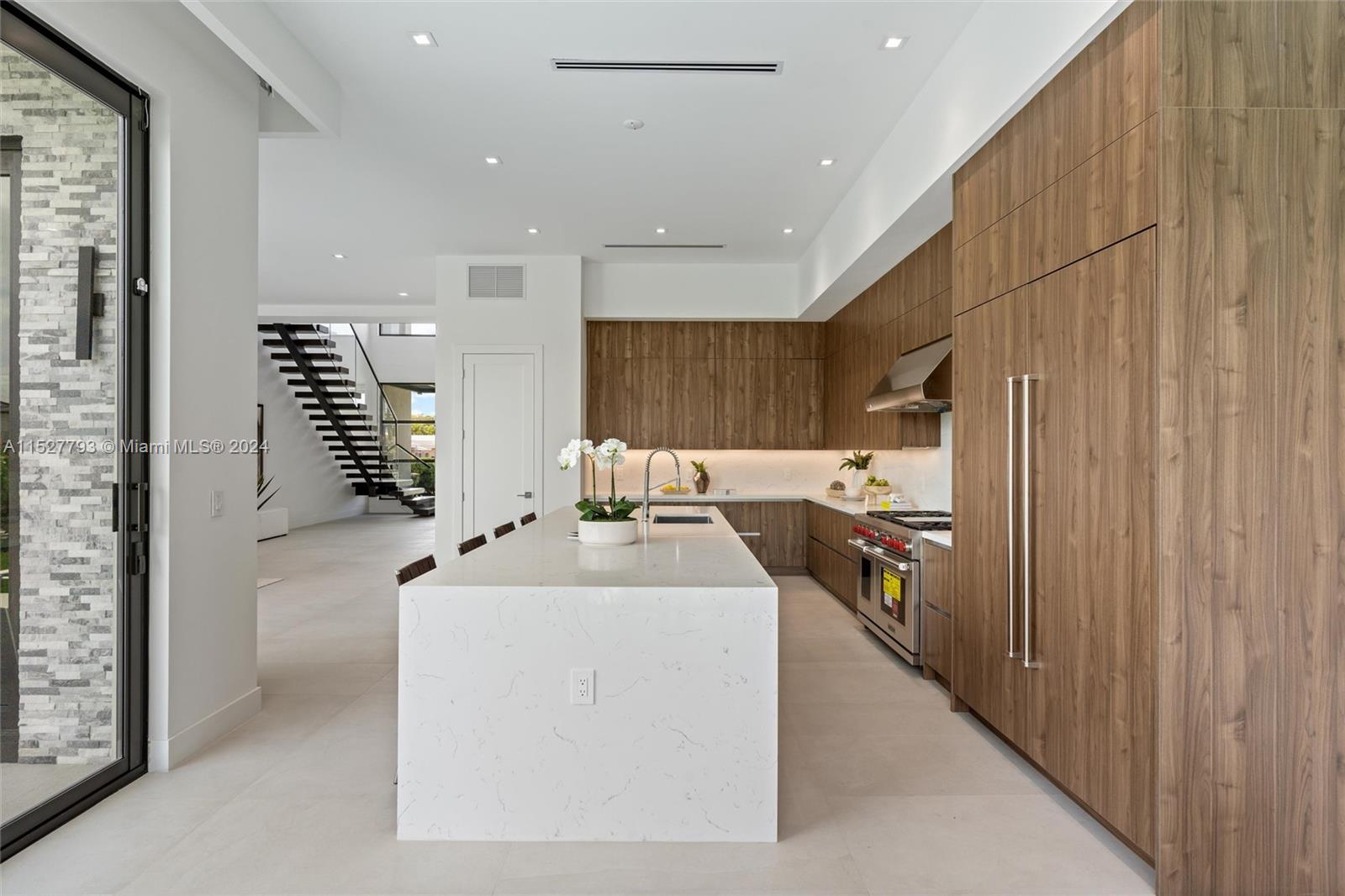 1980 124th St, North Miami, FL, 33181 United States, 7 Bedrooms Bedrooms, ,8 BathroomsBathrooms,Residential,For Sale,124th St,A11527793