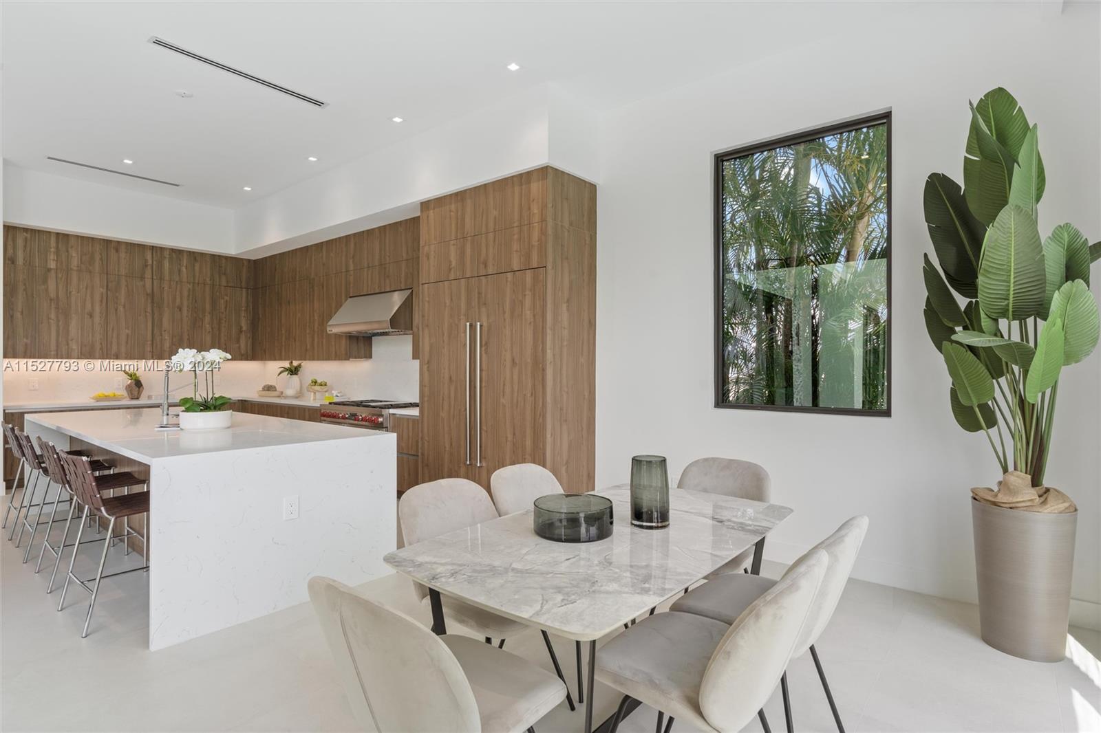 1980 124th St, North Miami, FL, 33181 United States, 7 Bedrooms Bedrooms, ,8 BathroomsBathrooms,Residential,For Sale,124th St,A11527793