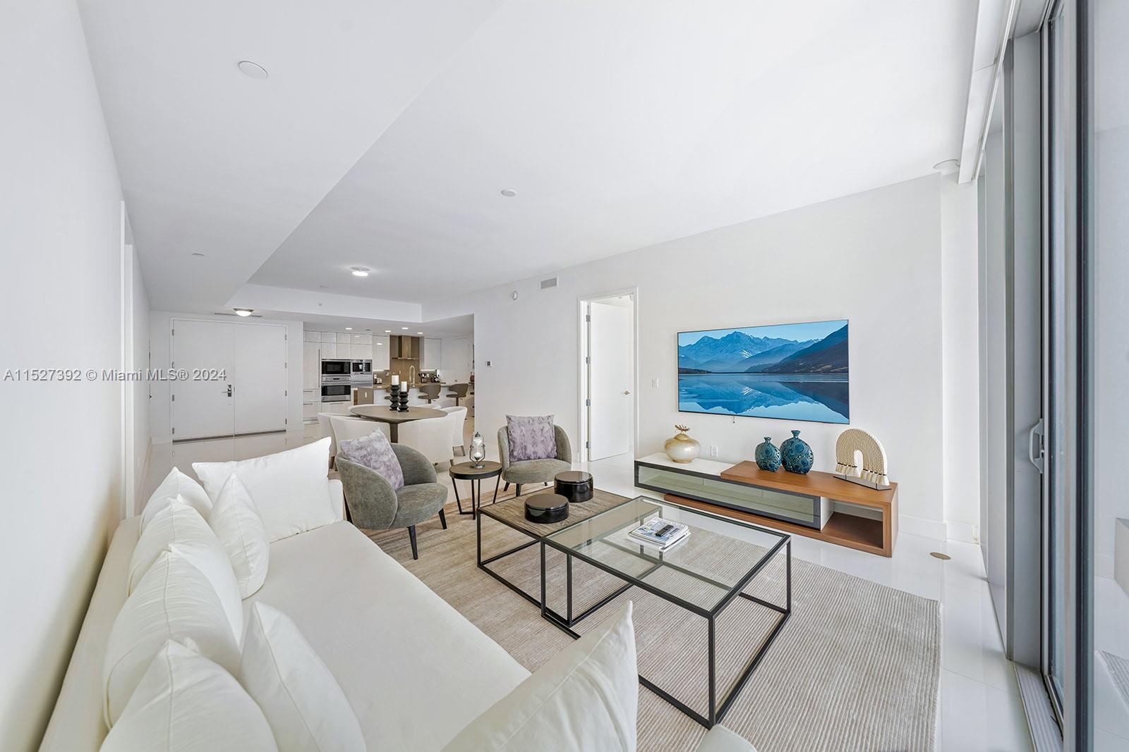17475 Collins Ave, Sunny Isles Beach, FL, 33160 United States, 2 Bedrooms Bedrooms, ,2 BathroomsBathrooms,Residential,For Sale,Collins Ave,A11527392
