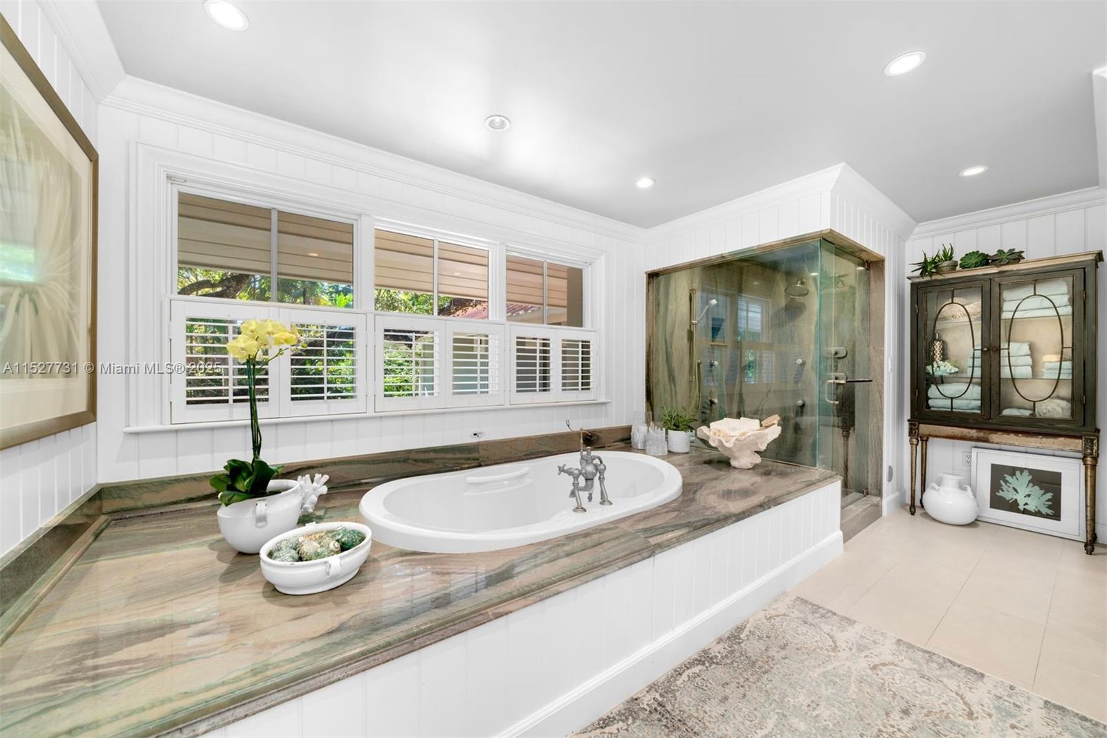 5400 Kerwood Oaks Dr, Coral Gables, FL, 33156 United States, 6 Bedrooms Bedrooms, ,5 BathroomsBathrooms,Residential,For Sale,Kerwood Oaks Dr,A11527731