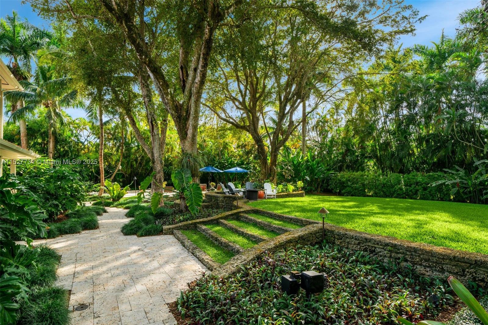 5400 Kerwood Oaks Dr, Coral Gables, FL, 33156 United States, 6 Bedrooms Bedrooms, ,5 BathroomsBathrooms,Residential,For Sale,Kerwood Oaks Dr,A11527731