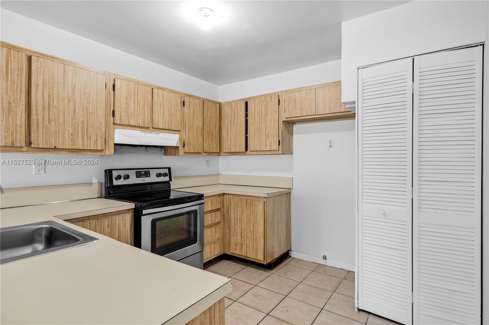 15430 SW 81st Cir Ln 89, Miami, Florida 33193, 3 Bedrooms Bedrooms, ,2 BathroomsBathrooms,Residential,For Sale,15430 SW 81st Cir Ln 89,A11527529