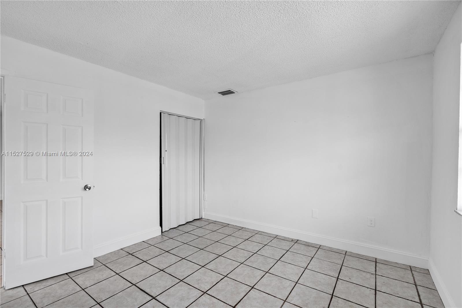 15430 SW 81st Cir Ln 89, Miami, Florida 33193, 3 Bedrooms Bedrooms, ,2 BathroomsBathrooms,Residential,For Sale,15430 SW 81st Cir Ln 89,A11527529