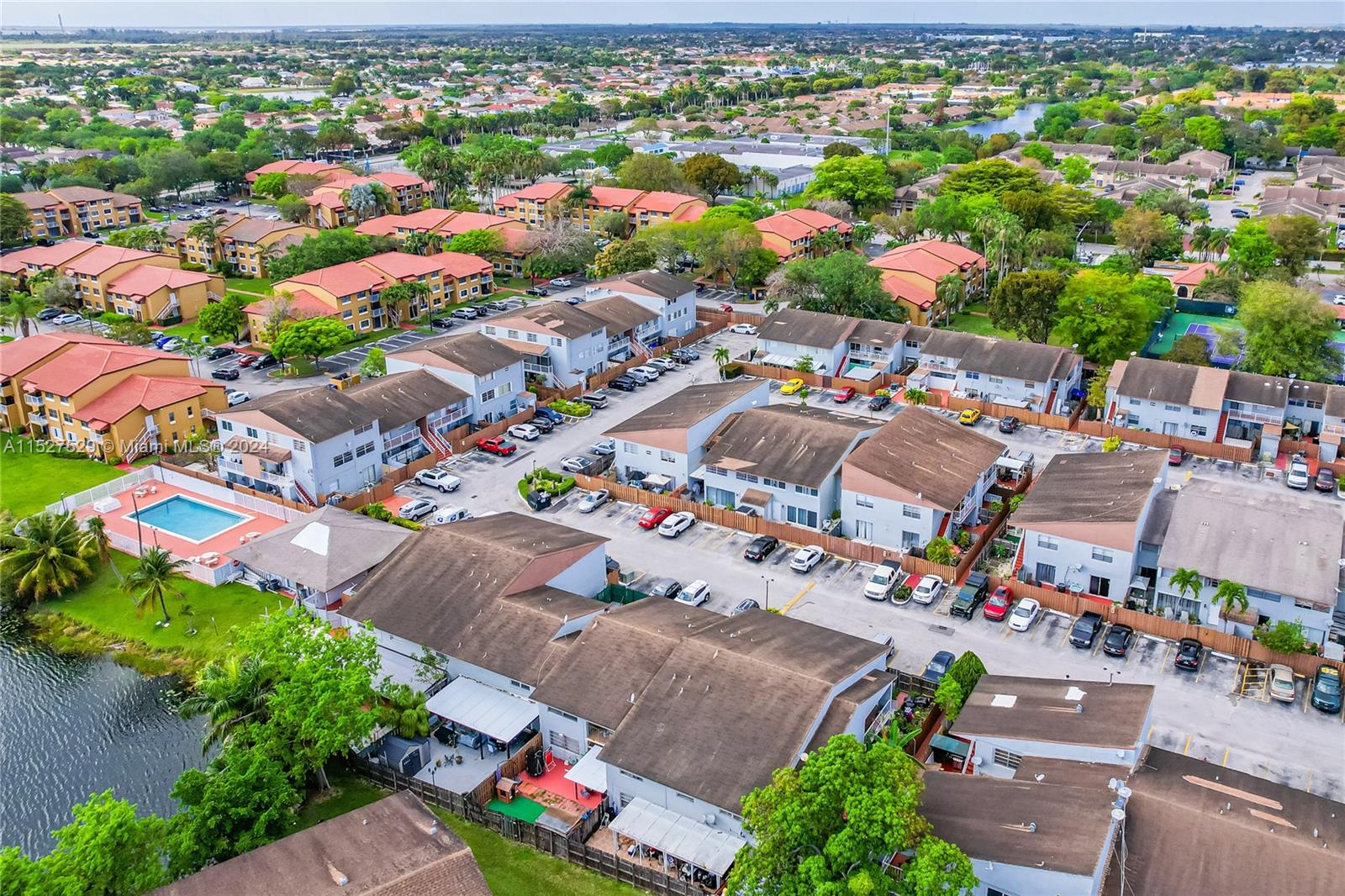 15430 SW 81st Cir Ln 89, Miami, Florida 33193, 3 Bedrooms Bedrooms, ,2 BathroomsBathrooms,Residential,For Sale,15430 SW 81st Cir Ln 89,A11527529