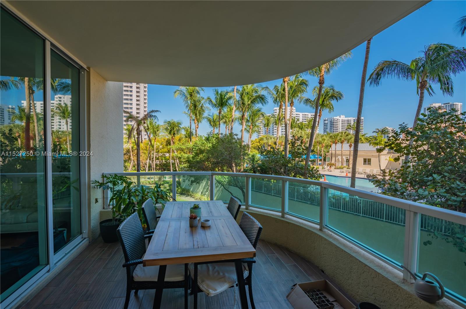 3340 190th St, Aventura, FL, 33180 United States, 2 Bedrooms Bedrooms, ,3 BathroomsBathrooms,Residential,For Sale,190th St,A11527250