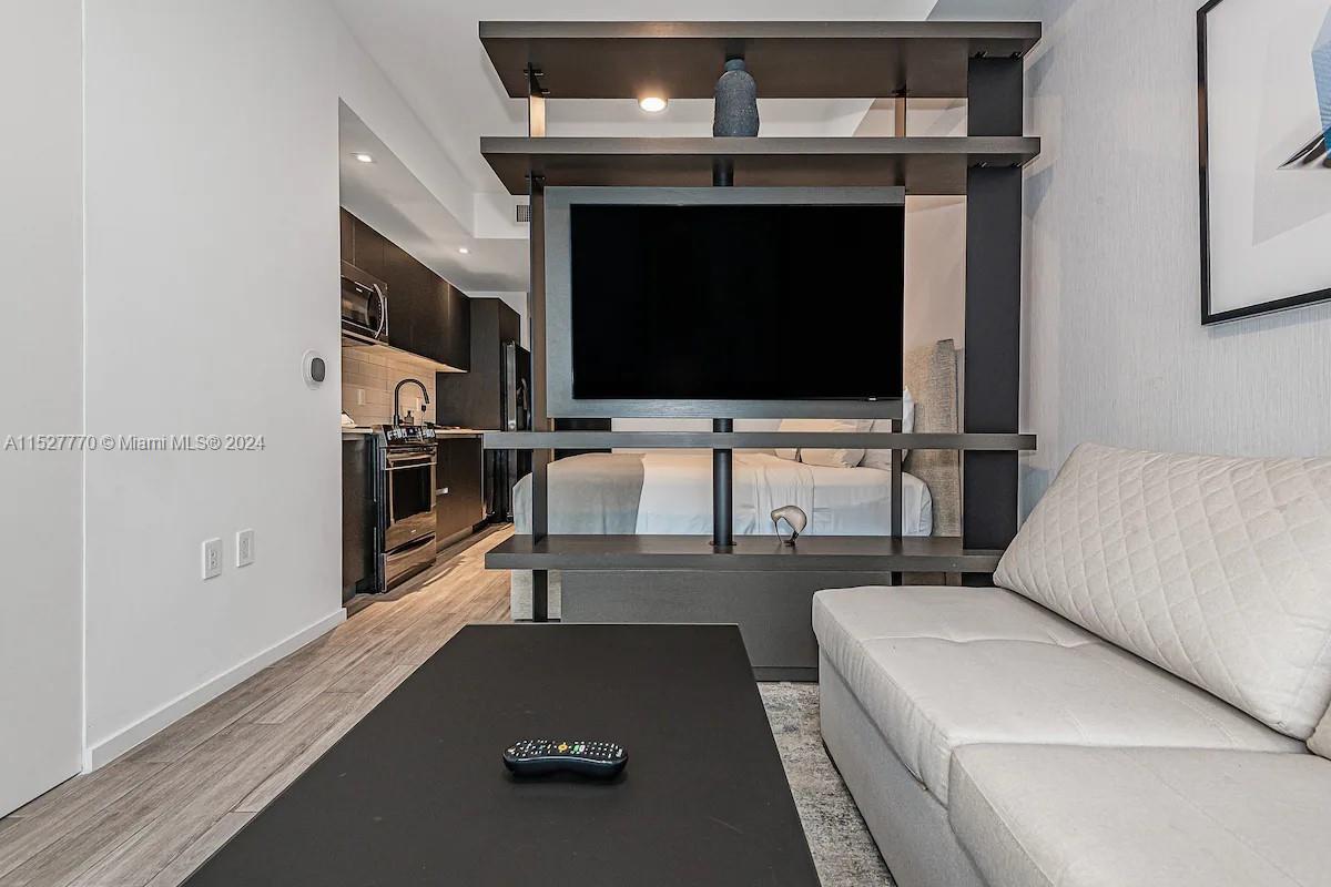 398 NE 5th St 1412, Miami, Florida 33132, ,1 BathroomBathrooms,Residentiallease,For Rent,398 NE 5th St 1412,A11527770