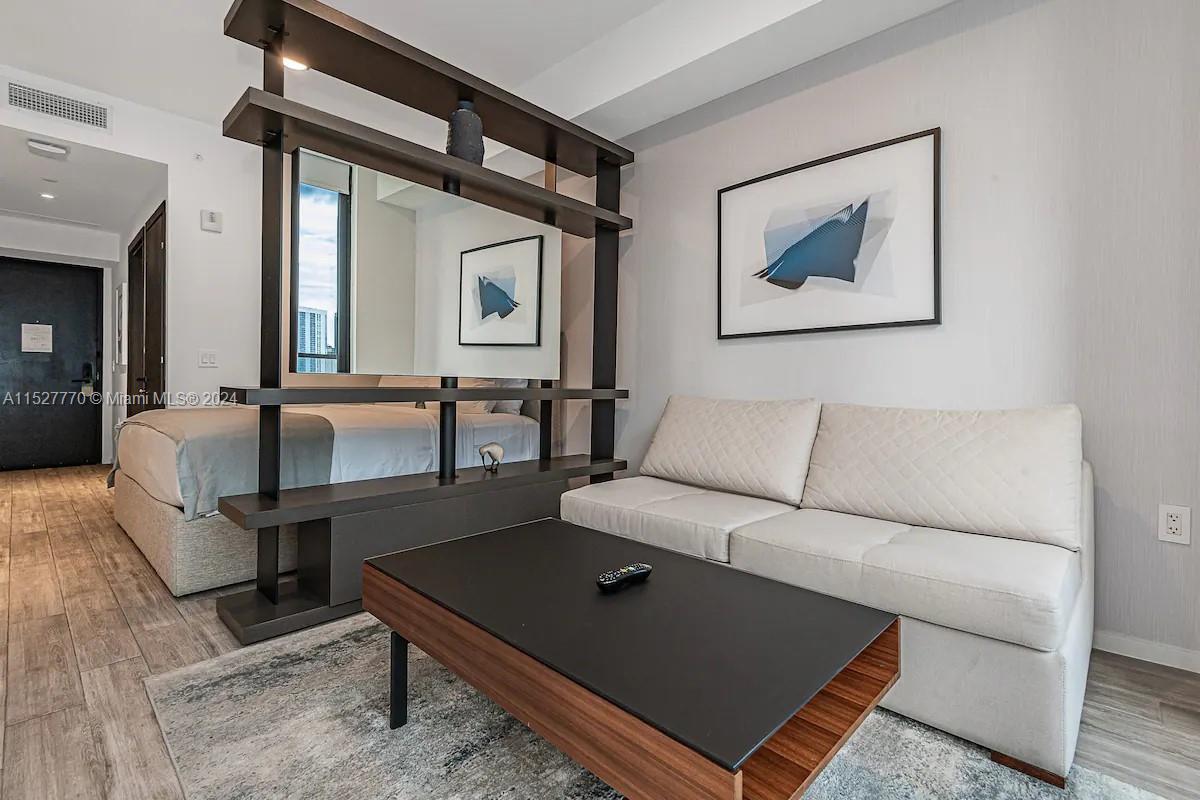 398 NE 5th St 1412, Miami, Florida 33132, ,1 BathroomBathrooms,Residentiallease,For Rent,398 NE 5th St 1412,A11527770