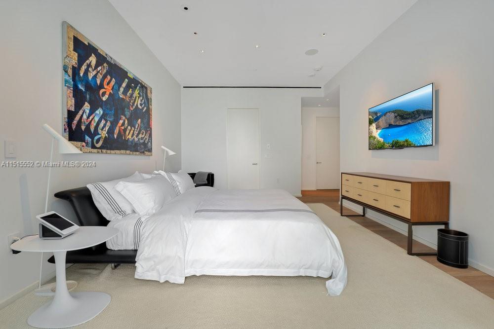 2901 Collins Ave, Miami Beach, FL, 33140 United States, 4 Bedrooms Bedrooms, ,4 BathroomsBathrooms,Residential,For Sale,Collins Ave,A11515552
