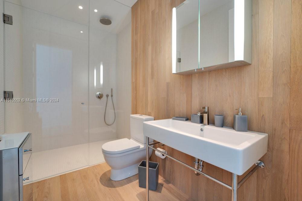 2901 Collins Ave, Miami Beach, FL, 33140 United States, 4 Bedrooms Bedrooms, ,4 BathroomsBathrooms,Residential,For Sale,Collins Ave,A11515552