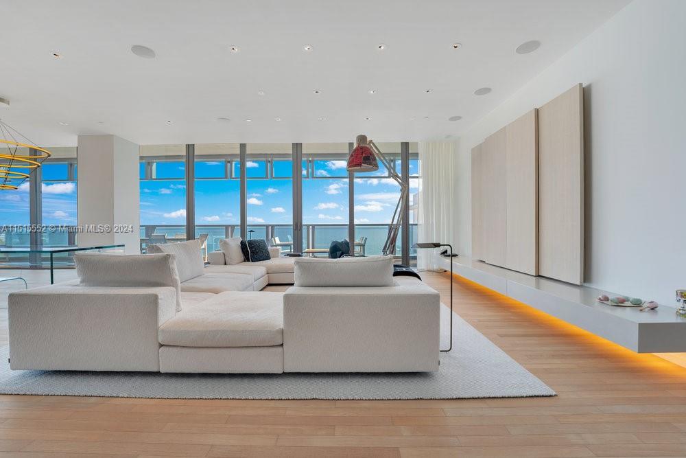 2901 Collins Ave, Miami Beach, FL, 33140 United States, 4 Bedrooms Bedrooms, ,4 BathroomsBathrooms,Residential,For Sale,Collins Ave,A11515552
