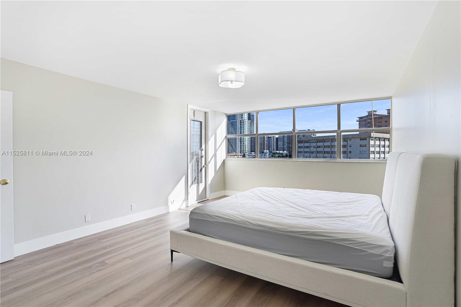 100 Golden Isles Dr 614, Hallandale Beach, Florida 33009, 1 Bedroom Bedrooms, ,1 BathroomBathrooms,Residential,For Sale,100 Golden Isles Dr 614,A11525811