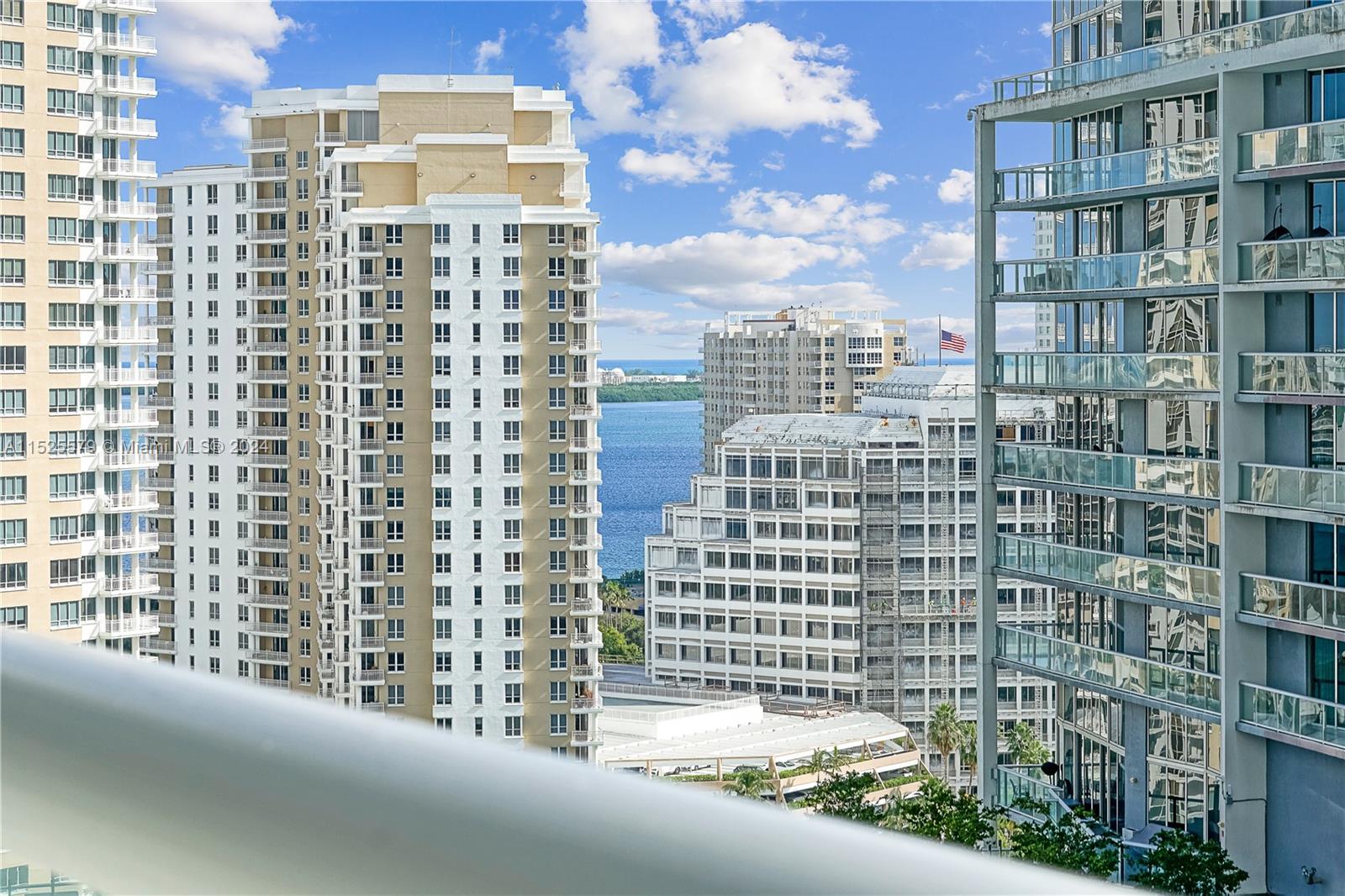 Incredible corner residence at luxurious Icon Brickell. This 2 bedroom / 2 bathroom unit offers you incredible waterfront and city views of the Miami skyline. The unit has been completely remodeled with no expense spared. Top of the line closets and marble. Icon offers top of the line amenities.