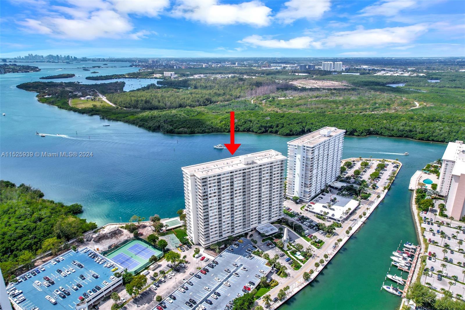 300 Bayview Dr, Sunny Isles Beach, FL, 33160 United States, 1 Bedroom Bedrooms, ,1 BathroomBathrooms,Residential,For Sale,Bayview Dr,A11525939