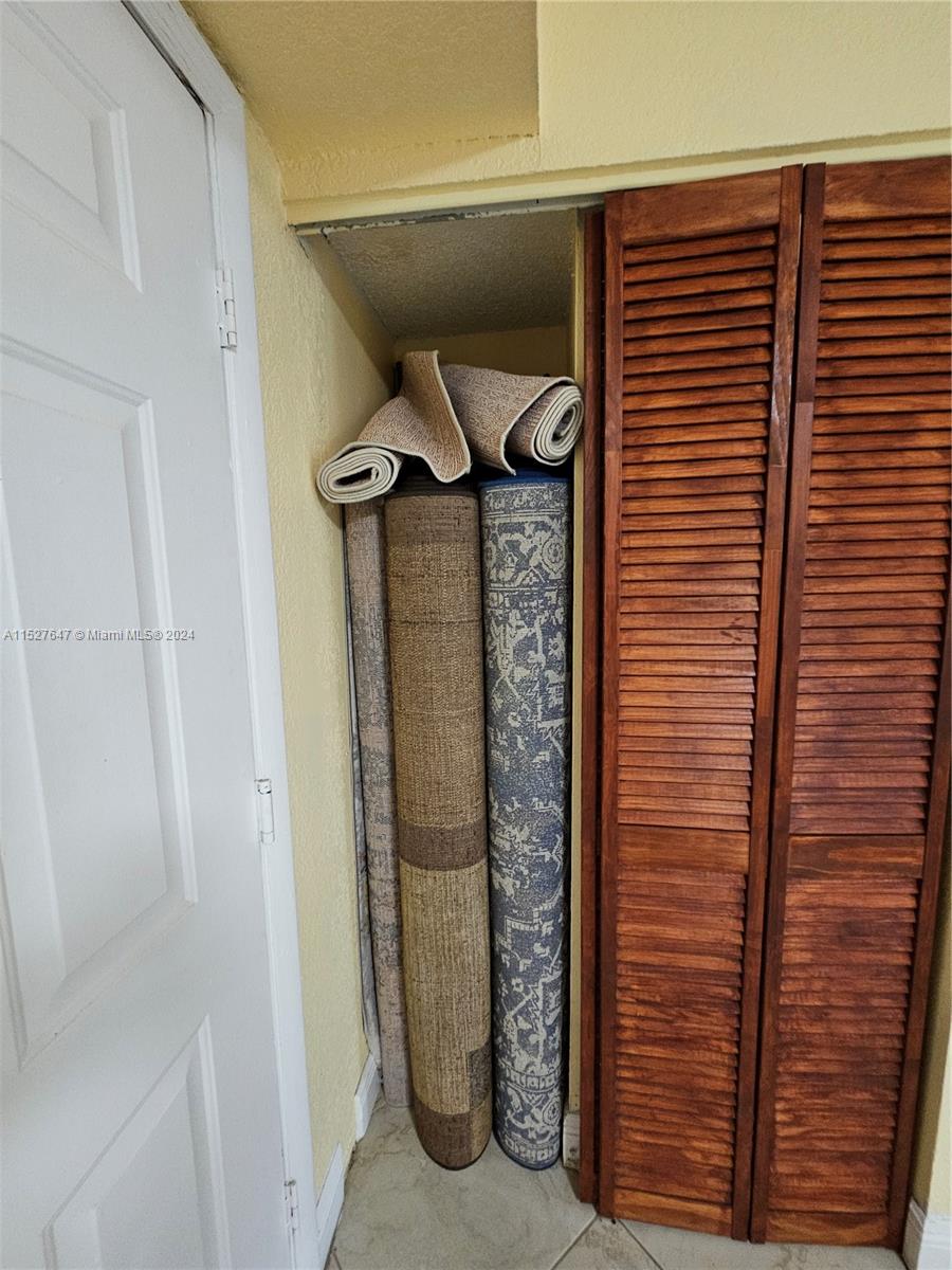 17901 NW 68th Ave R101, Hialeah, Florida 33015, 3 Bedrooms Bedrooms, ,2 BathroomsBathrooms,Residential,For Sale,17901 NW 68th Ave R101,A11527647