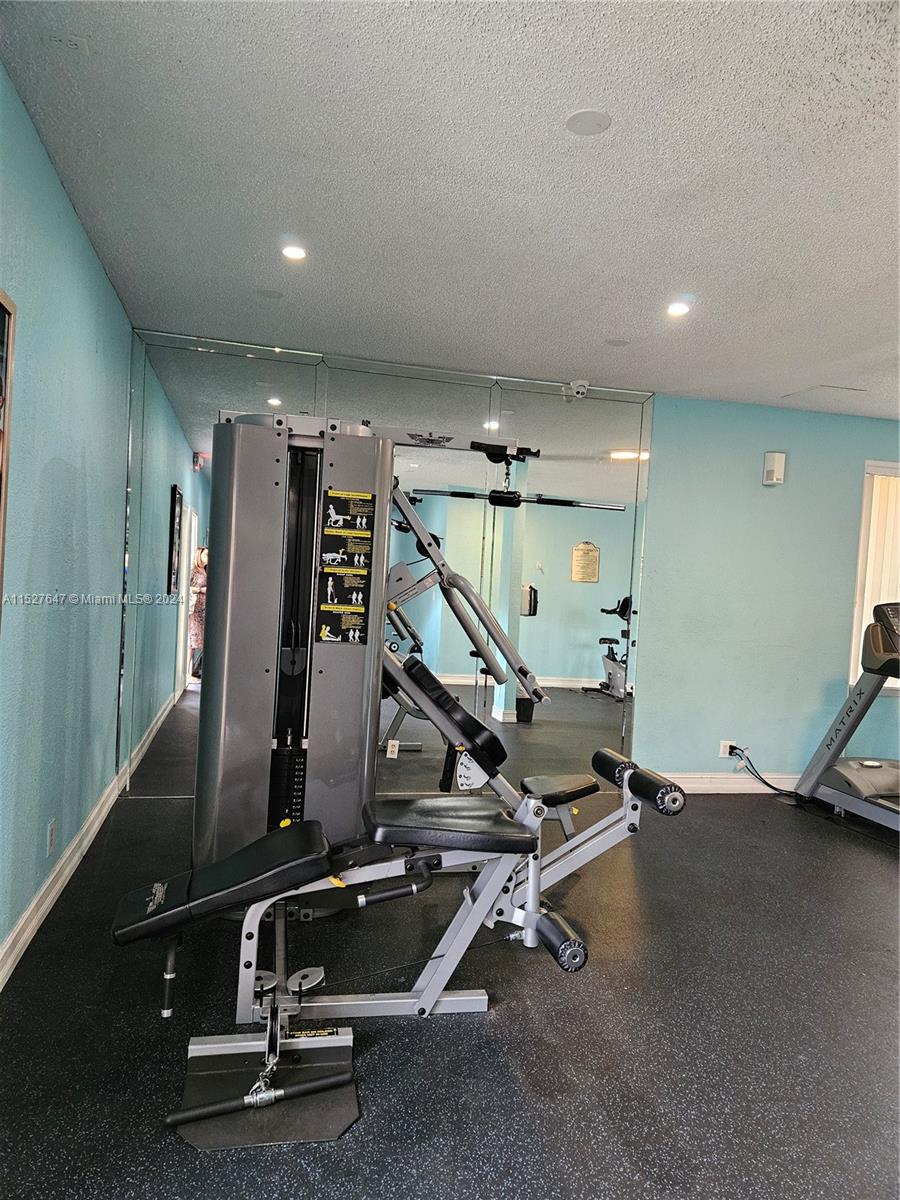 17901 NW 68th Ave R101, Hialeah, Florida 33015, 3 Bedrooms Bedrooms, ,2 BathroomsBathrooms,Residential,For Sale,17901 NW 68th Ave R101,A11527647