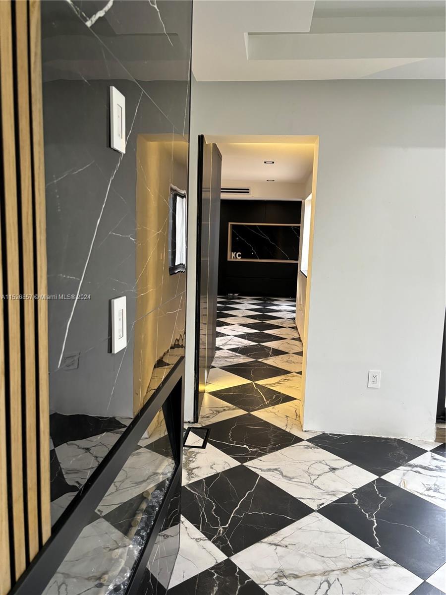 Hollywood, Florida 33019, 6 Bedrooms Bedrooms, ,5 BathroomsBathrooms,Residential,For Sale,A11526857