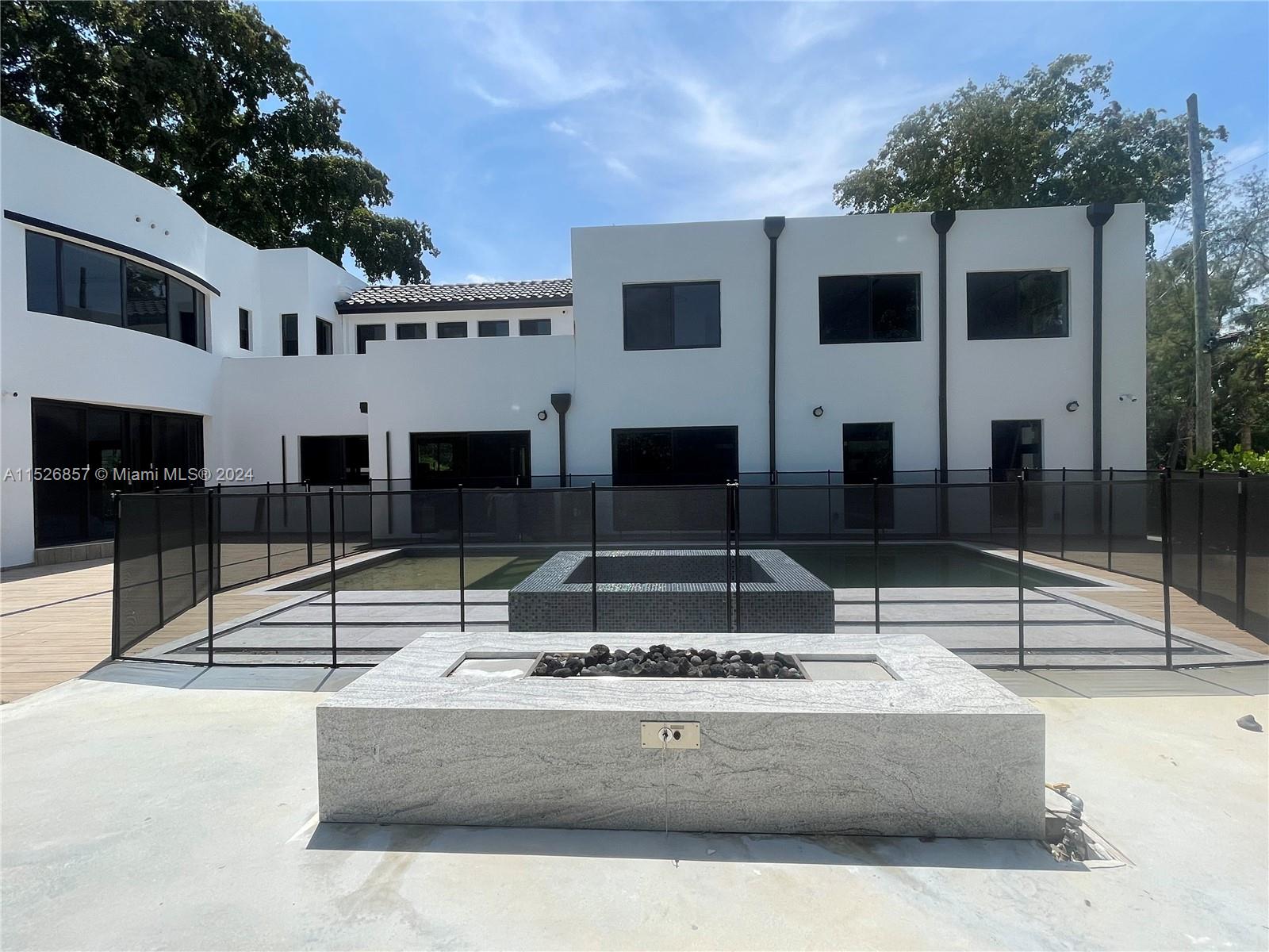 Hollywood, Florida 33019, 6 Bedrooms Bedrooms, ,5 BathroomsBathrooms,Residential,For Sale,A11526857